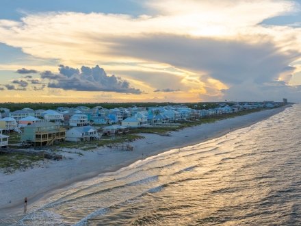 Beach houses in Fort Morgan