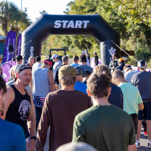People lining up to begin the Coastal Half Marathon on Alabama's Beaches