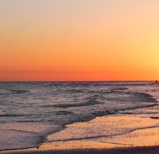 sunset in orange beach and gulf shores